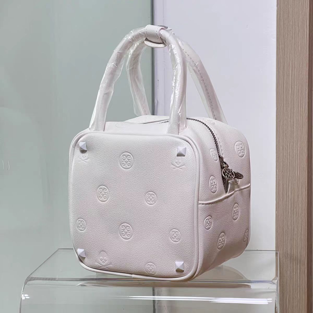 GF1010-TB 화이트 토트백 지포어 60000원