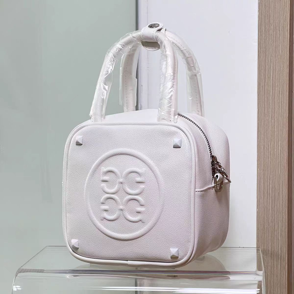 GF1006-TB 화이트 지포어 토트백 60000원