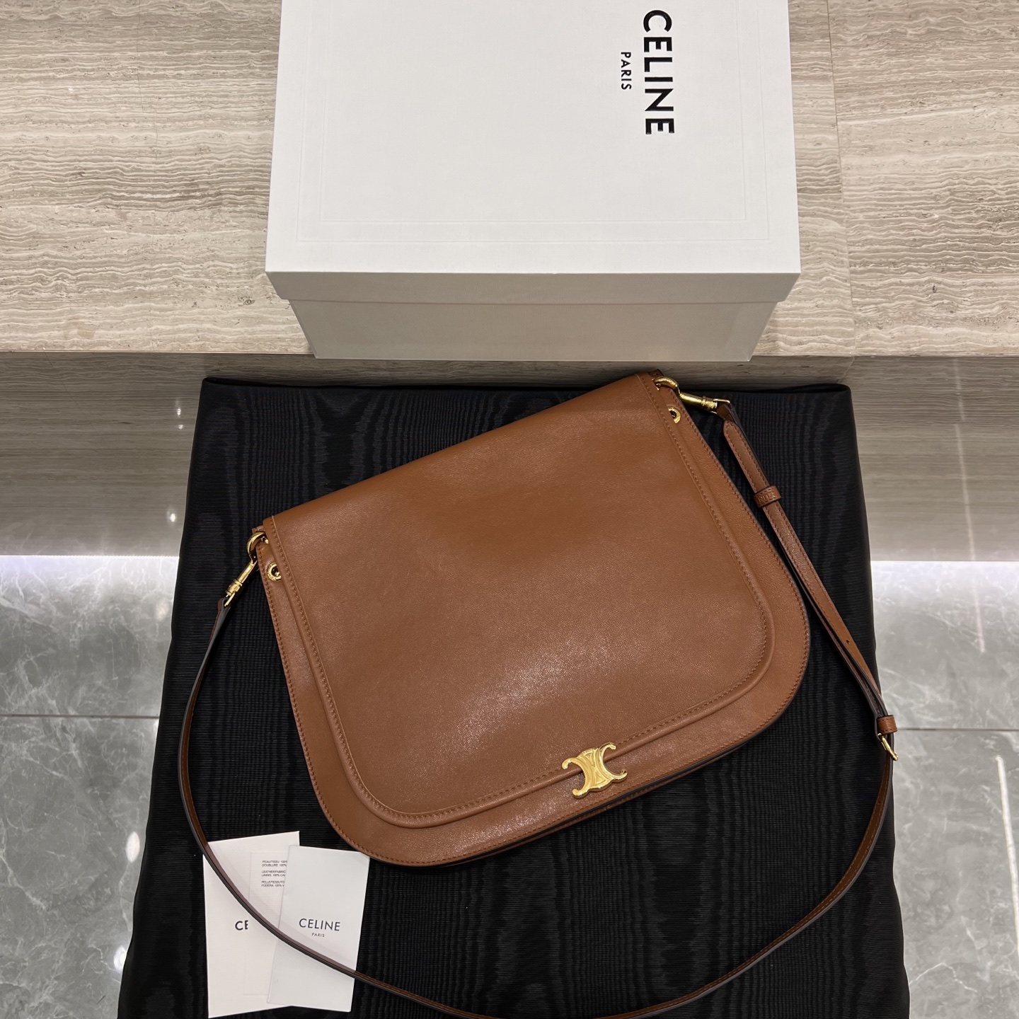 CELINE1026 CELINE 셀린 가방 브라운 