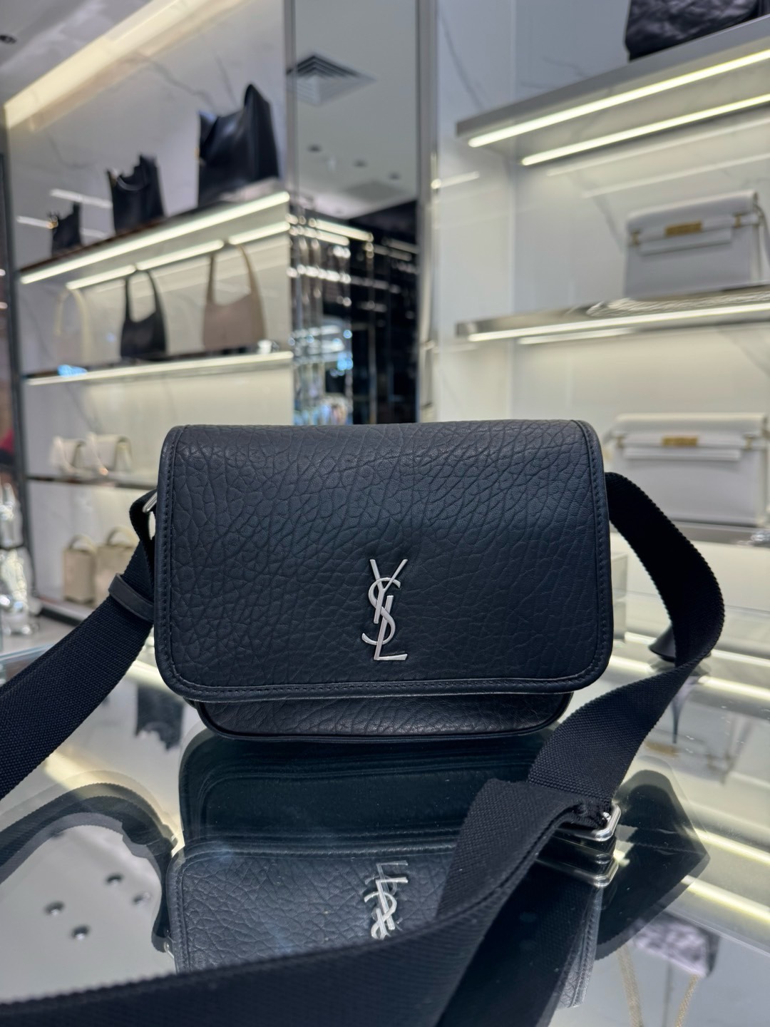 YSL1051 YVES SAINT LAURENT 생로랑 가방  